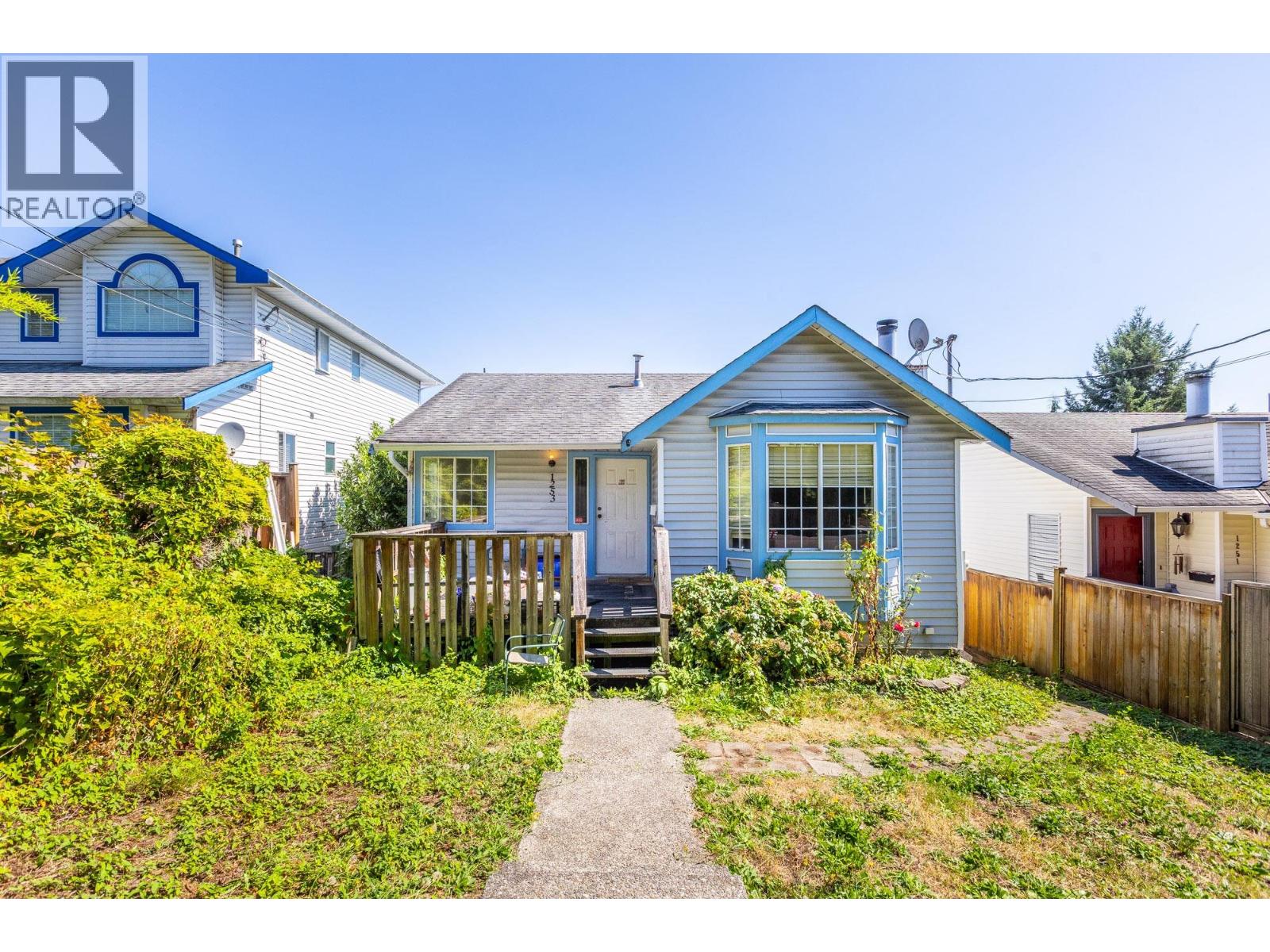 1253 JOHNSON STREET, coquitlam, British Columbia