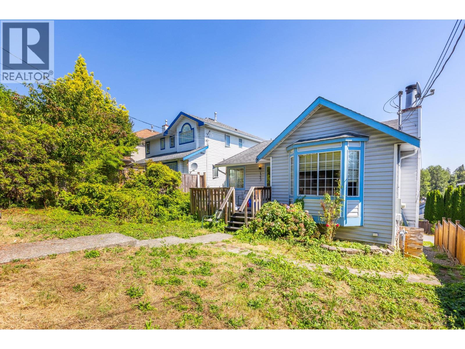 1253 Johnson Street, Coquitlam, British Columbia  V3B 4T3 - Photo 2 - R3159431