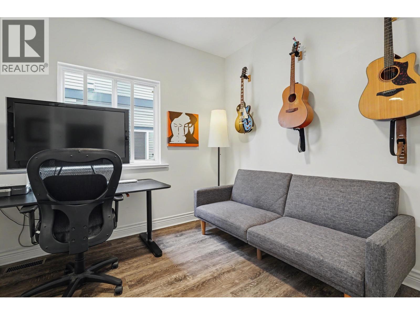 1722 Paddock Drive, Coquitlam, British Columbia  V3E 3N8 - Photo 14 - R3160085