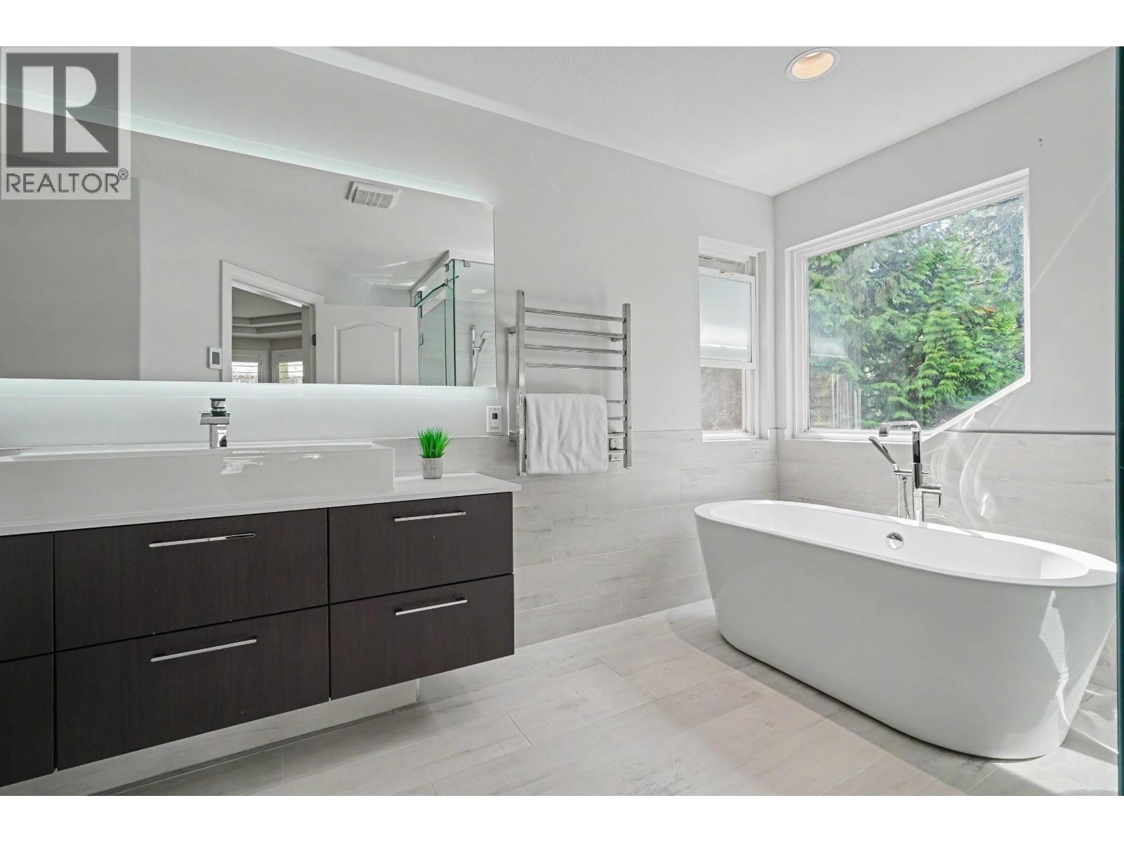 1722 Paddock Drive, Coquitlam, British Columbia  V3E 3N8 - Photo 19 - R3160085