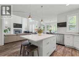 1722 PADDOCK DRIVE, Coquitlam, British Columbia