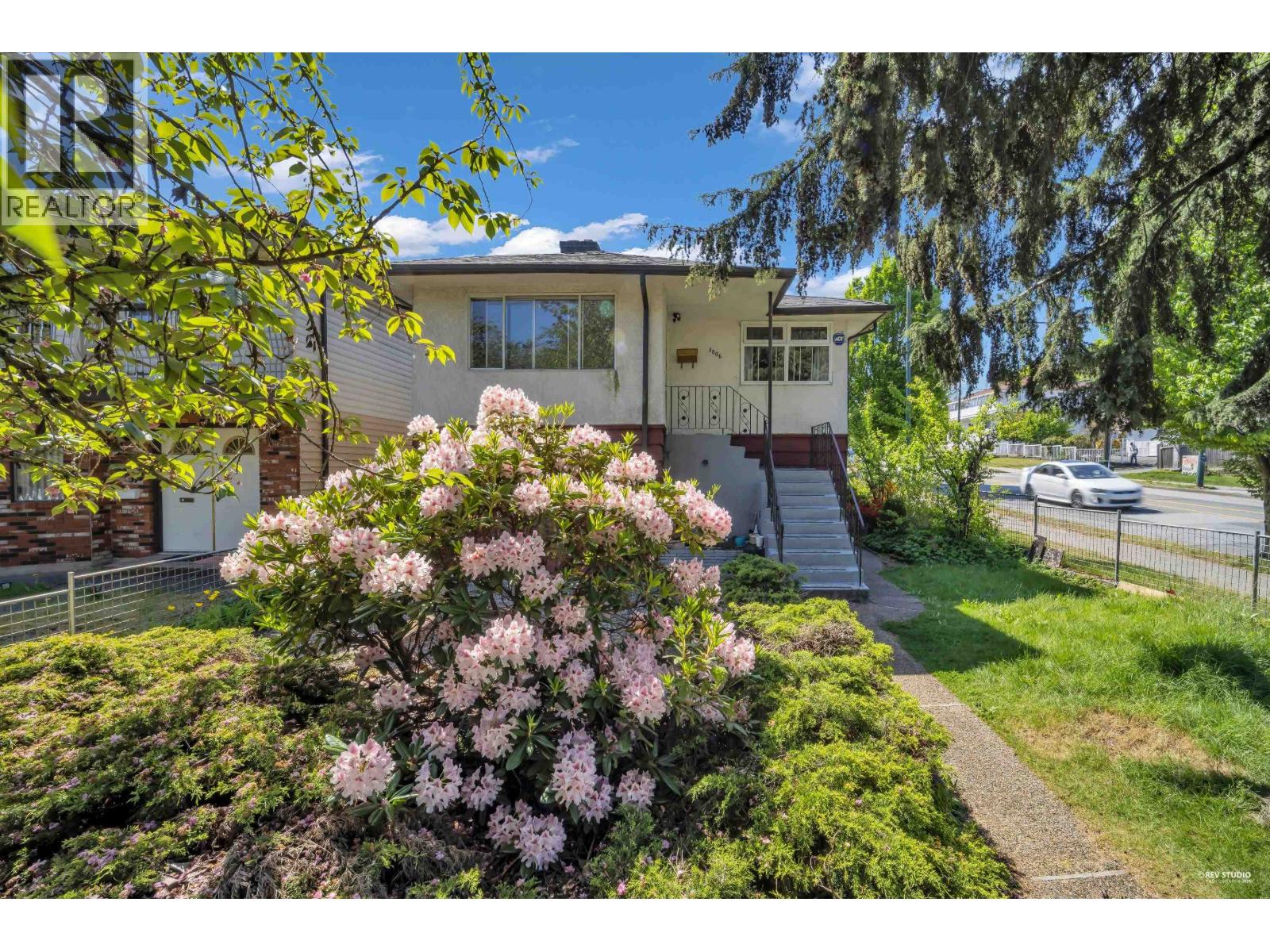 3006 E 27TH AVENUE, vancouver, British Columbia