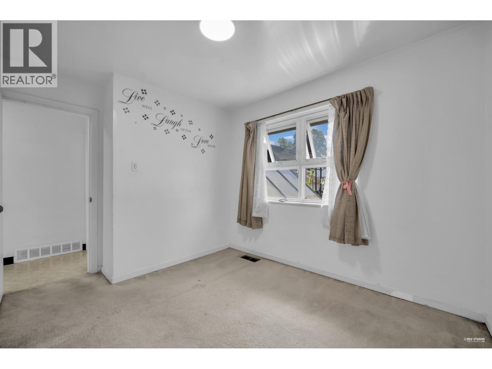 3006 E 27th Avenue, Vancouver, British Columbia  V5R 1P2 - Photo 16 - R3160132