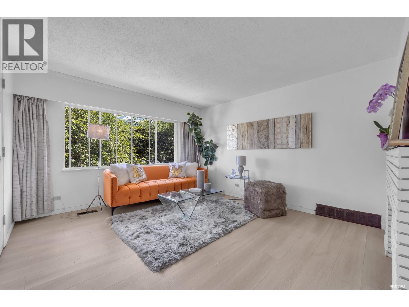 3006 E 27th Avenue, Vancouver, British Columbia  V5R 1P2 - Photo 5 - R3160132