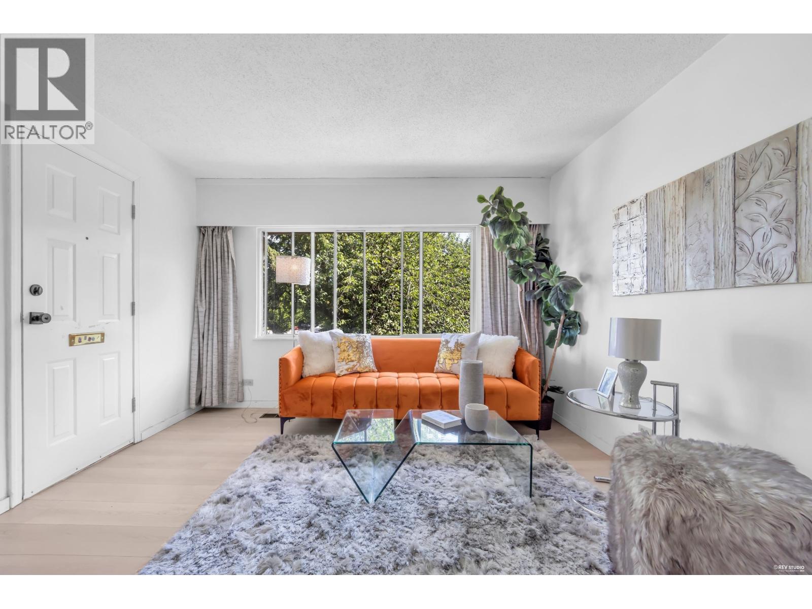 3006 E 27th Avenue, Vancouver, British Columbia  V5R 1P2 - Photo 6 - R3160132