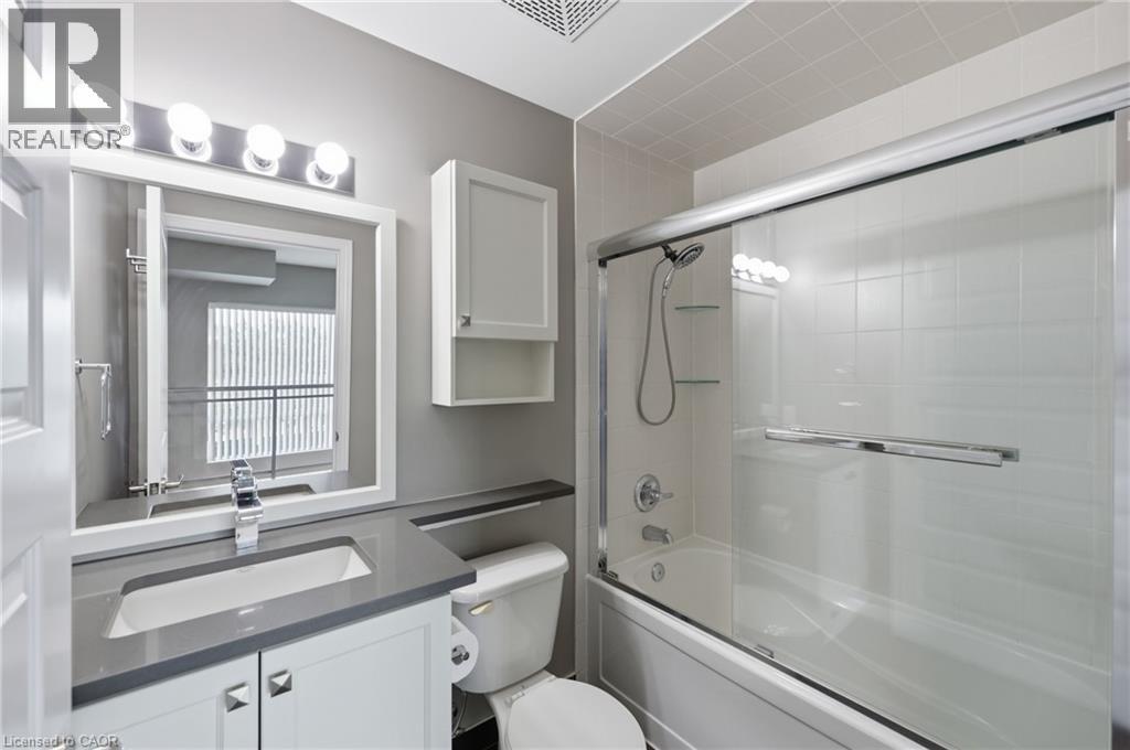 215 E Queen Street E Unit# 225, Brampton, Ontario  L6W 0A9 - Photo 16 - 40856912