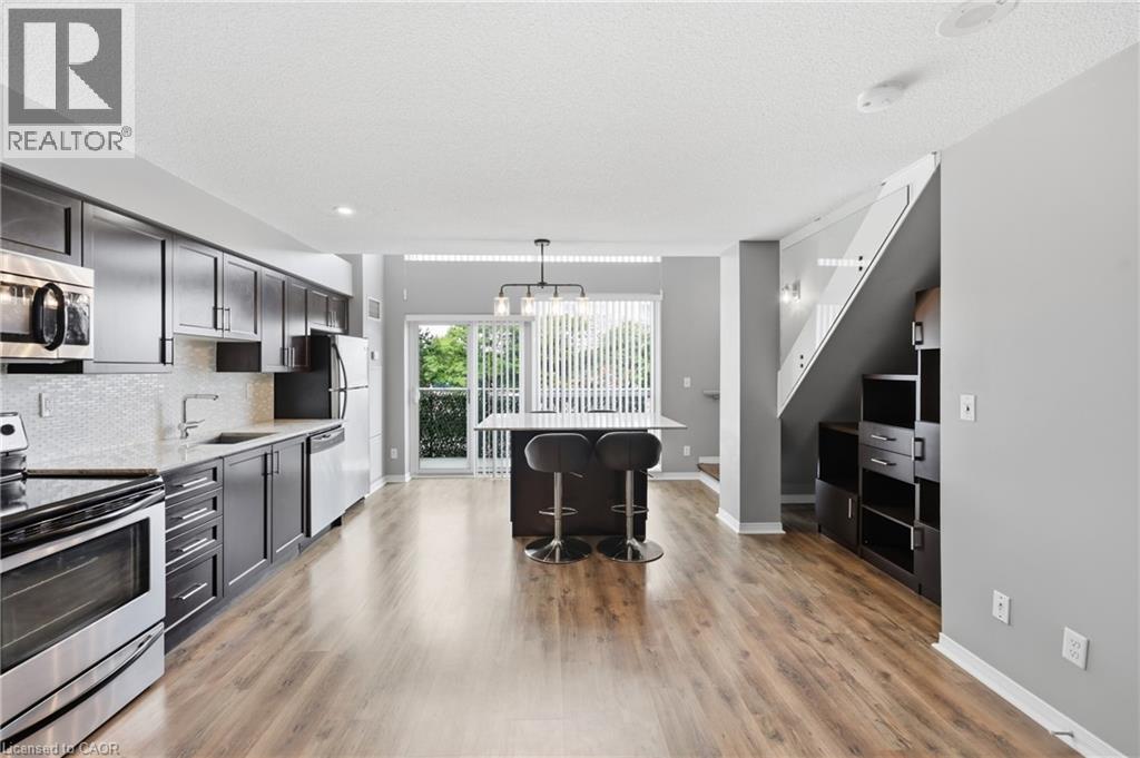 215 E Queen Street E Unit# 225, Brampton, Ontario  L6W 0A9 - Photo 6 - 40856912