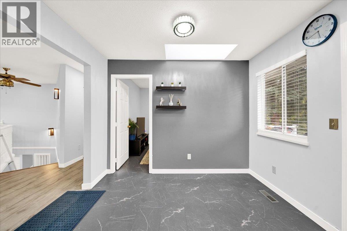 22915 125a Avenue, Maple Ridge, British Columbia  V2X 0N3 - Photo 6 - R3159259
