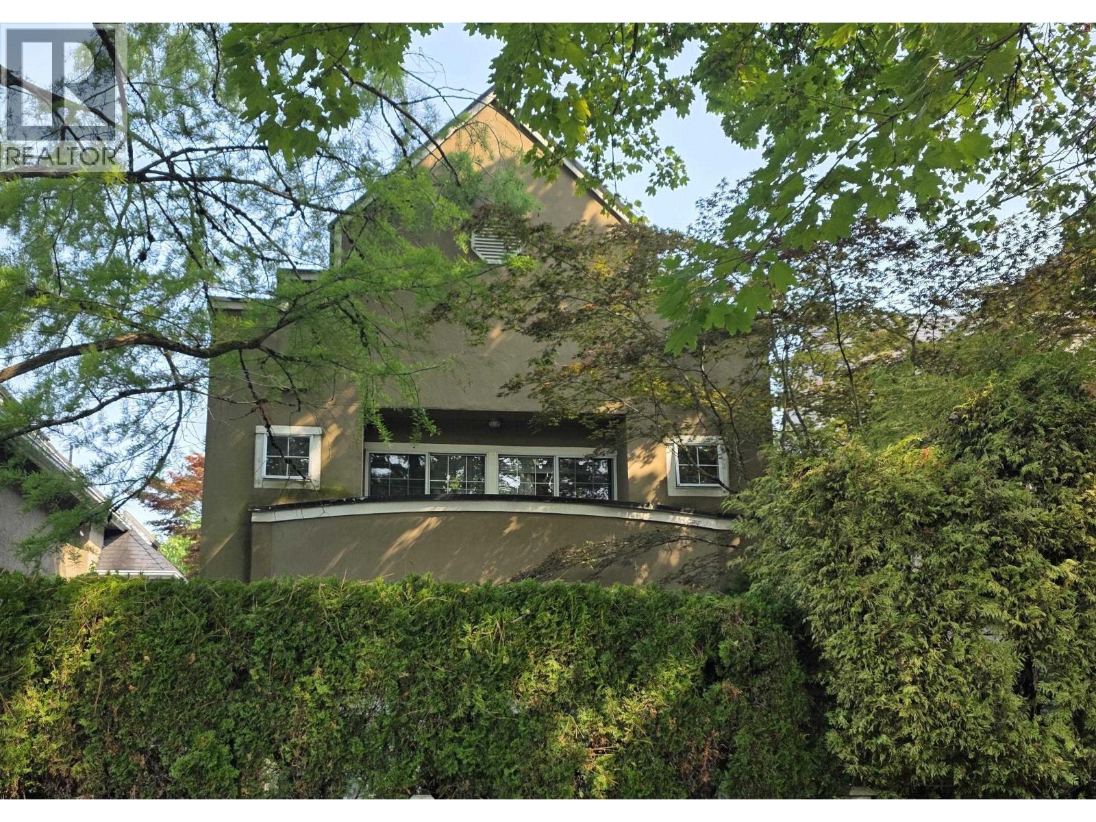 3581 W 6TH AVENUE, vancouver, British Columbia