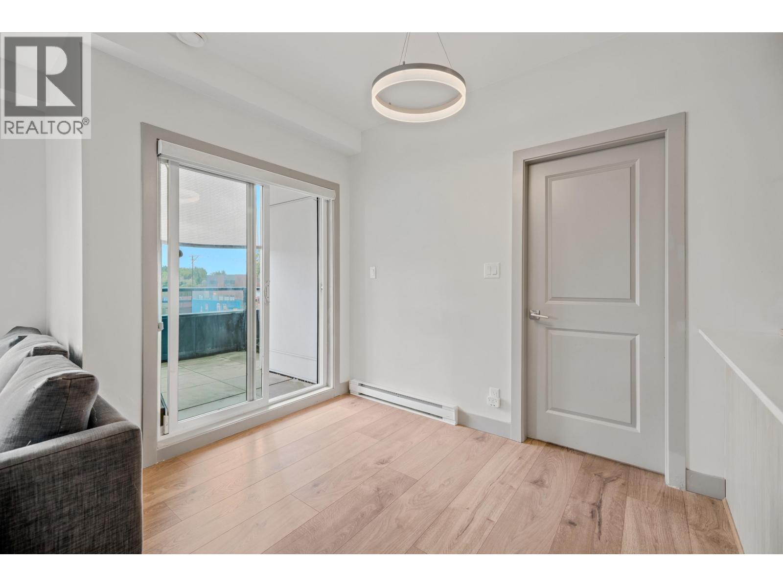 211 6968 Royal Oak Avenue, Burnaby, British Columbia  V5J 4J3 - Photo 11 - R3160082