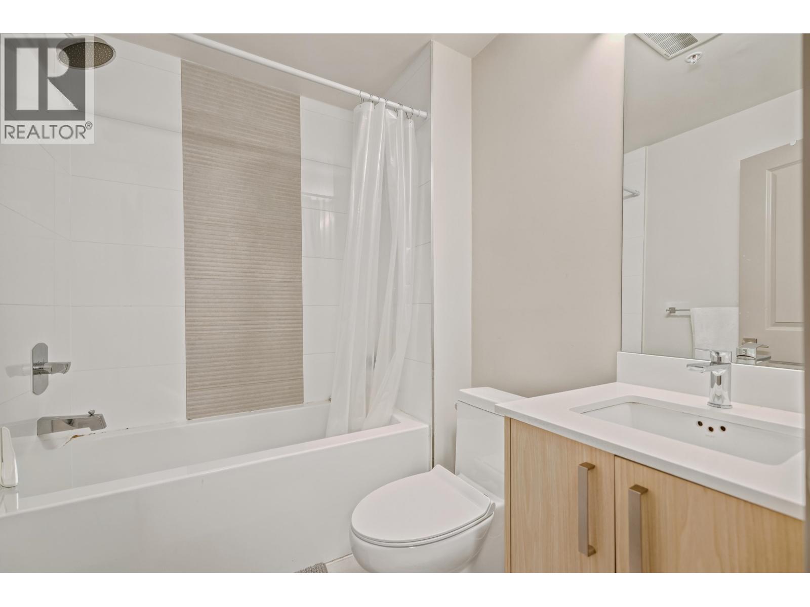 211 6968 Royal Oak Avenue, Burnaby, British Columbia  V5J 4J3 - Photo 17 - R3160082