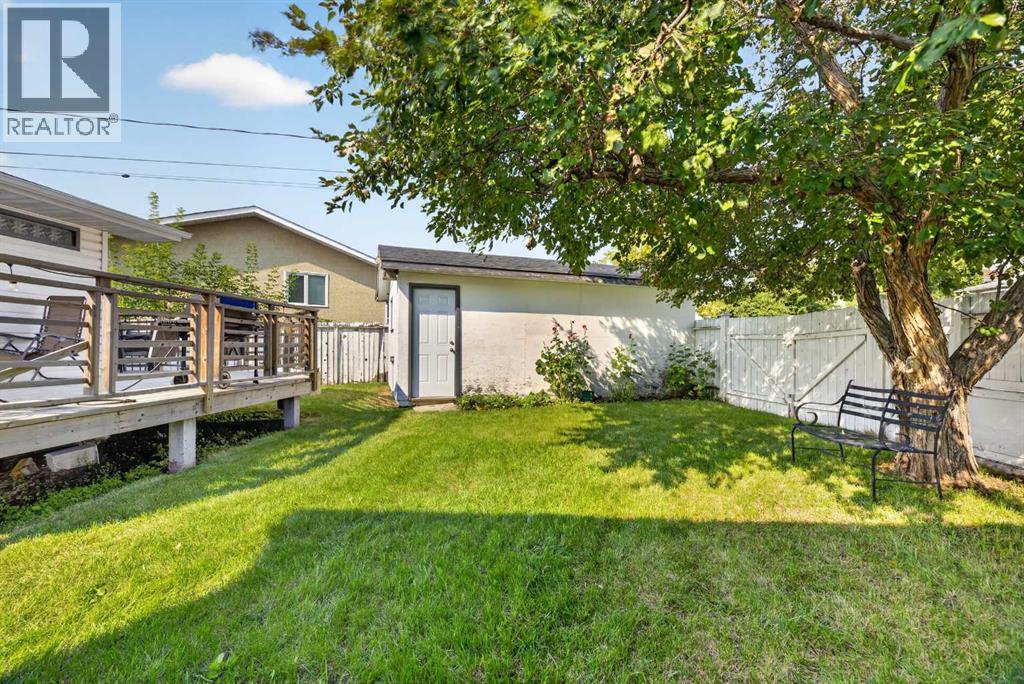 8035 Huntwick Crescent Ne, Calgary, Alberta  T2K 4H7 - Photo 26 - A2338472