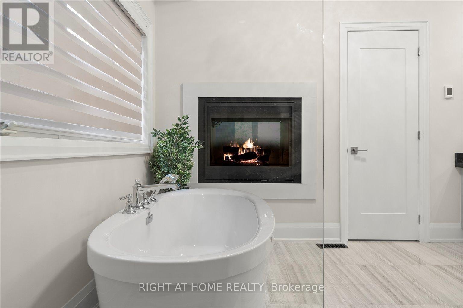 121 Milky Way Drive, Richmond Hill, Ontario  L4C 4L9 - Photo 26 - N13729320