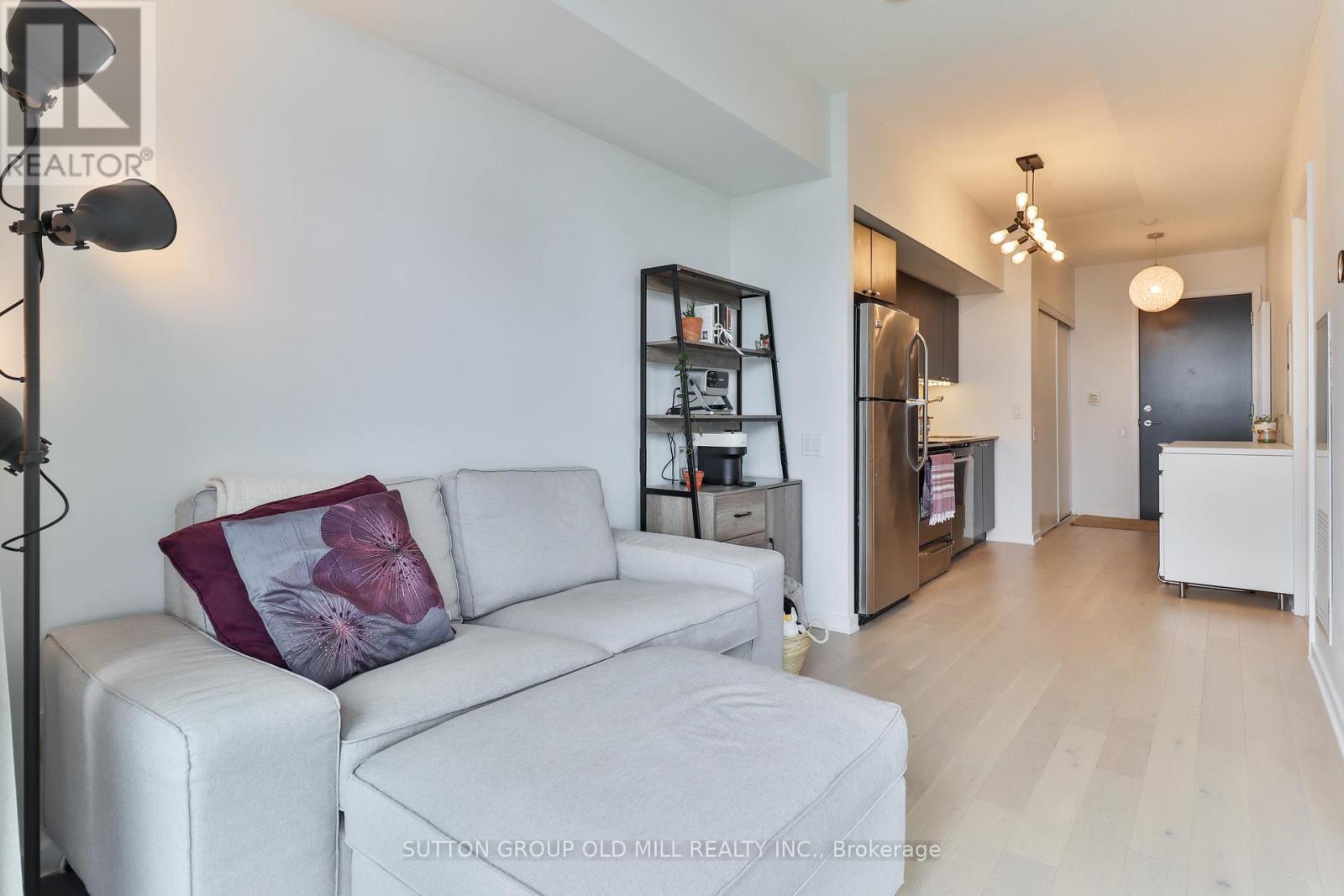 2709 - 105 The Queensway, Toronto, Ontario M6S 5B5 - Photo 6 - W13729322