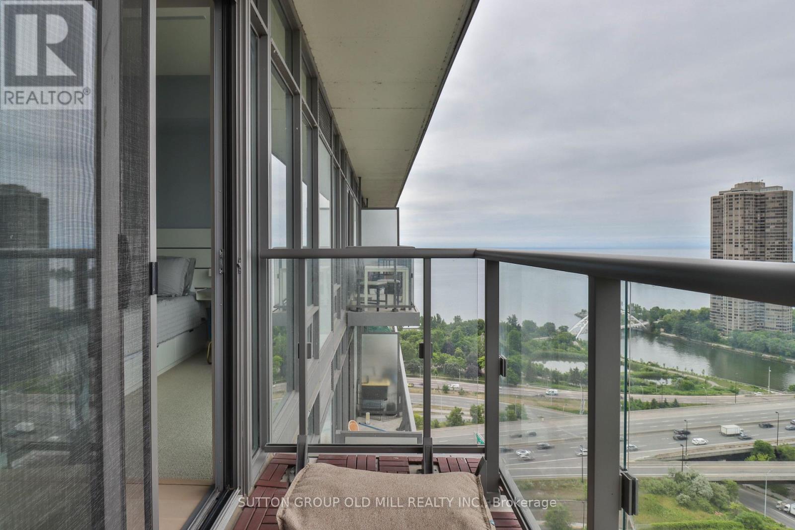 2709 - 105 The Queensway, Toronto, Ontario M6S 5B5 - Photo 19 - W13729322
