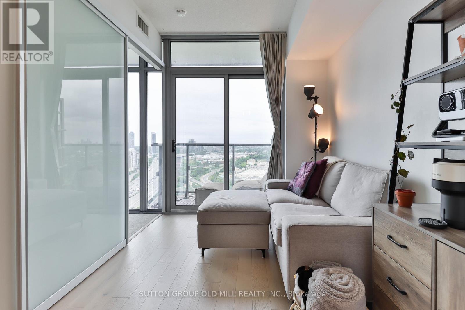 2709 - 105 The Queensway, Toronto, Ontario M6S 5B5 - Photo 8 - W13729322
