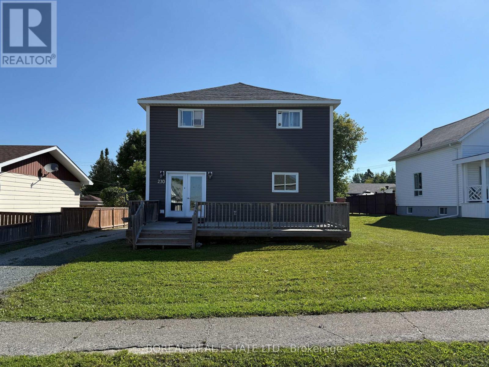 230 TENTH AVENUE, Cochrane, Ontario