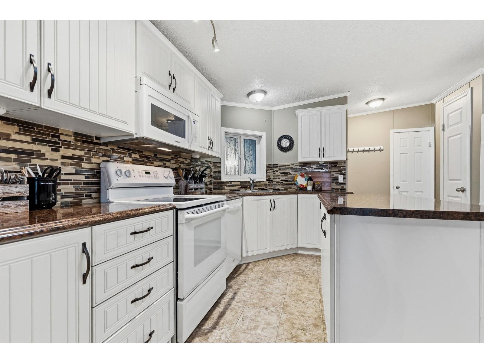 11 44565 Monte Vista Drive, Sardis South, Chilliwack, British Columbia  V2R 5Y4 - Photo 8 - R3147424