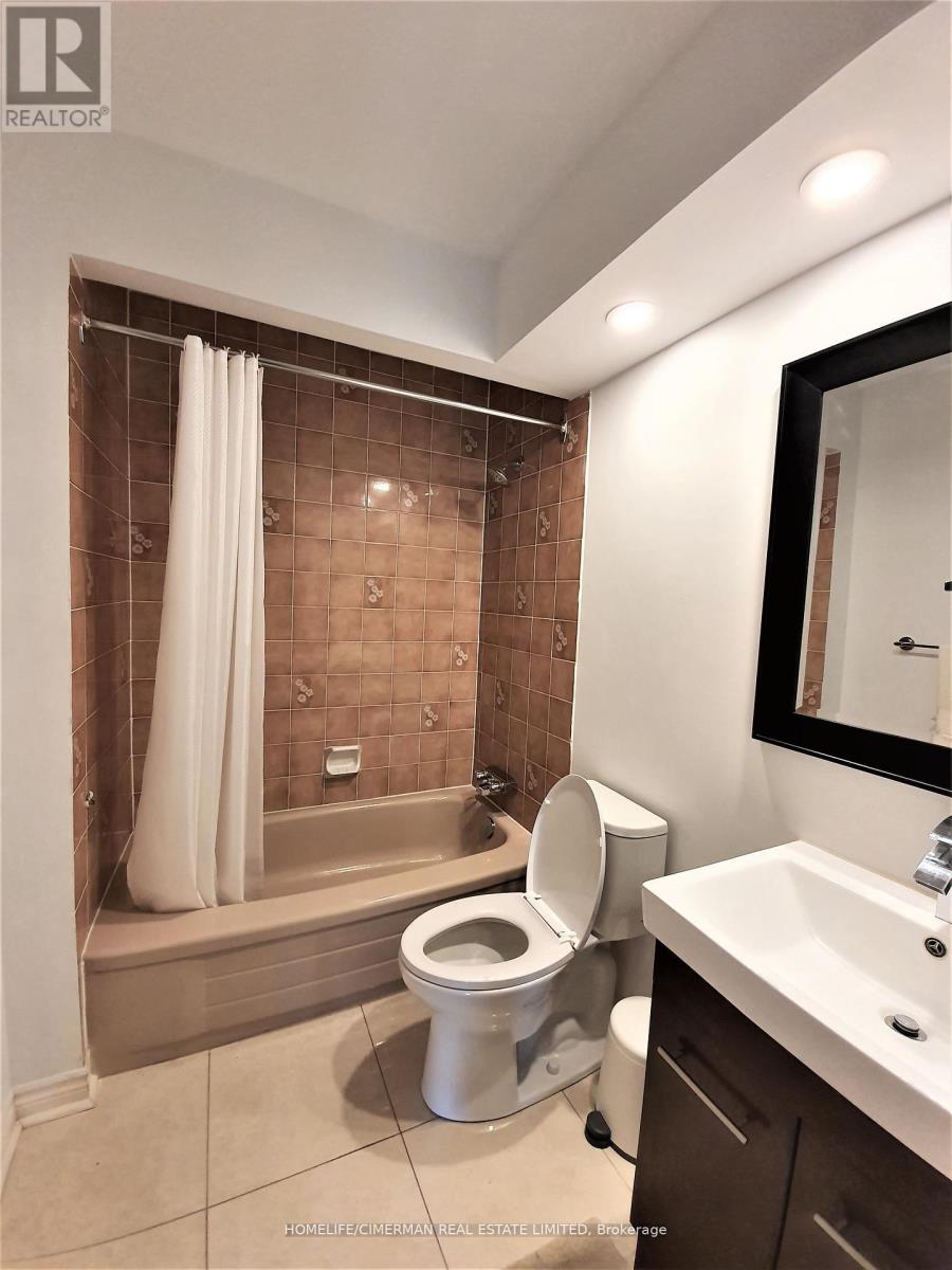 Upper - 312 Harewood Boulevard, Newmarket, Ontario L3Y 6R3 - Photo 16 - N13729334