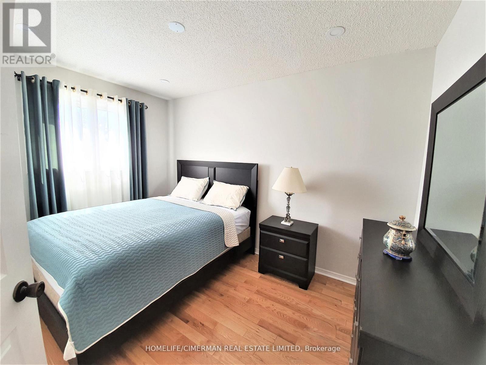 Upper - 312 Harewood Boulevard, Newmarket, Ontario L3Y 6R3 - Photo 15 - N13729334