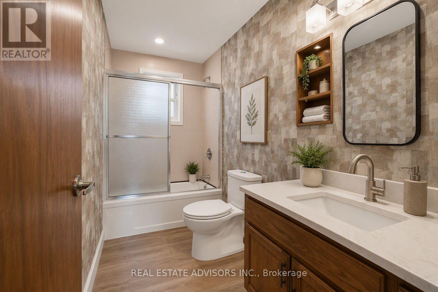 233 East Street, East Gwillimbury, Ontario  L9N 1K8 - Photo 10 - N13729360