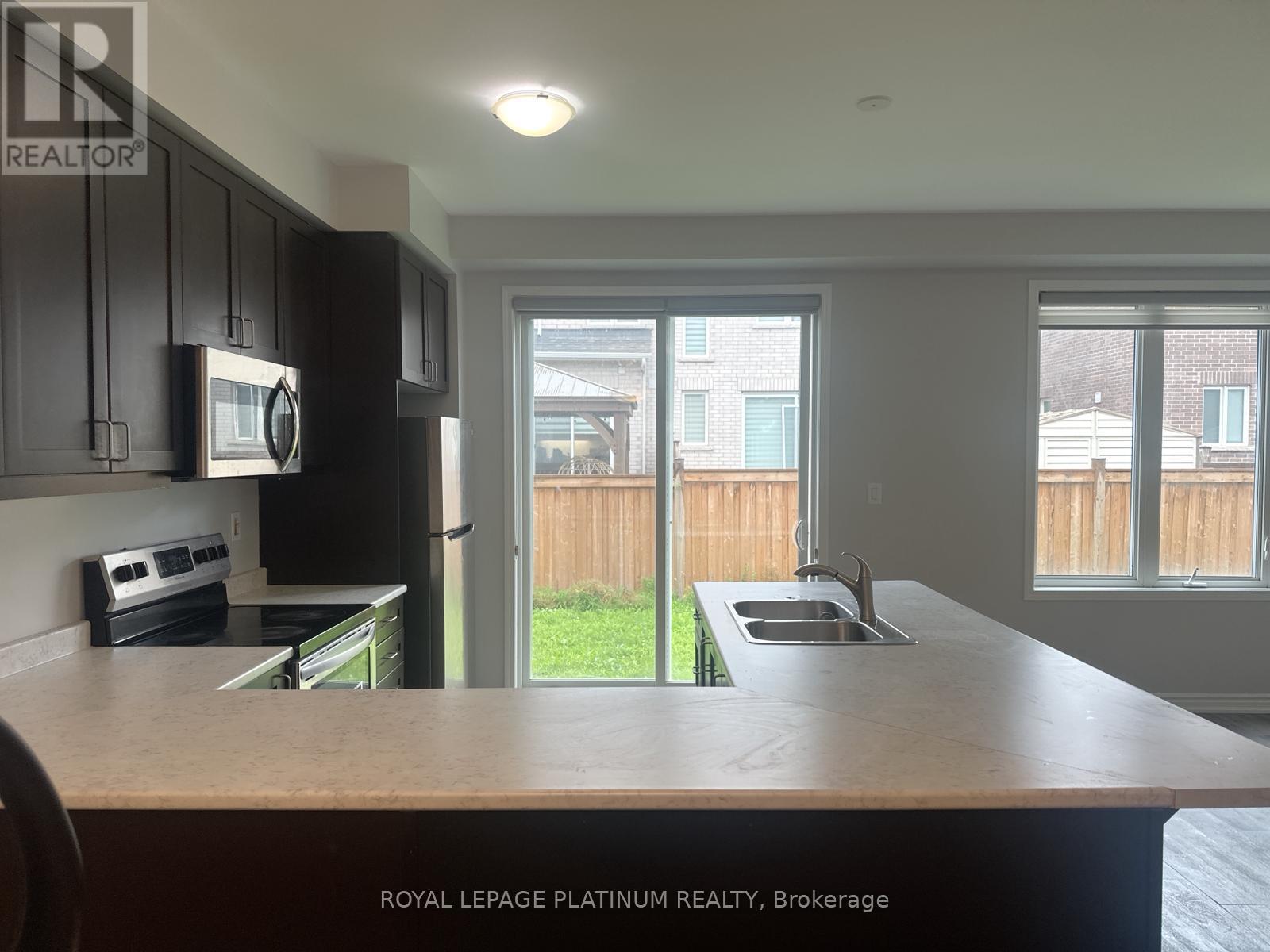 795 Proud Drive, Milton, Ontario  L9E 1S3 - Photo 5 - W13726144
