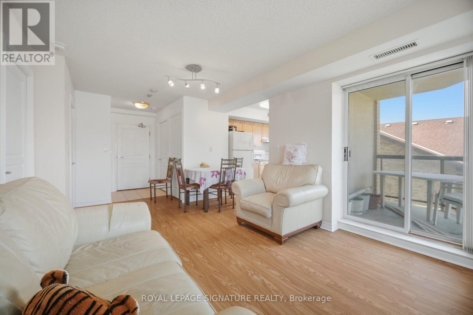 313 - 300 Ray Lawson Boulevard, Brampton, Ontario L6Y 5H5 - Photo 4 - W13729172