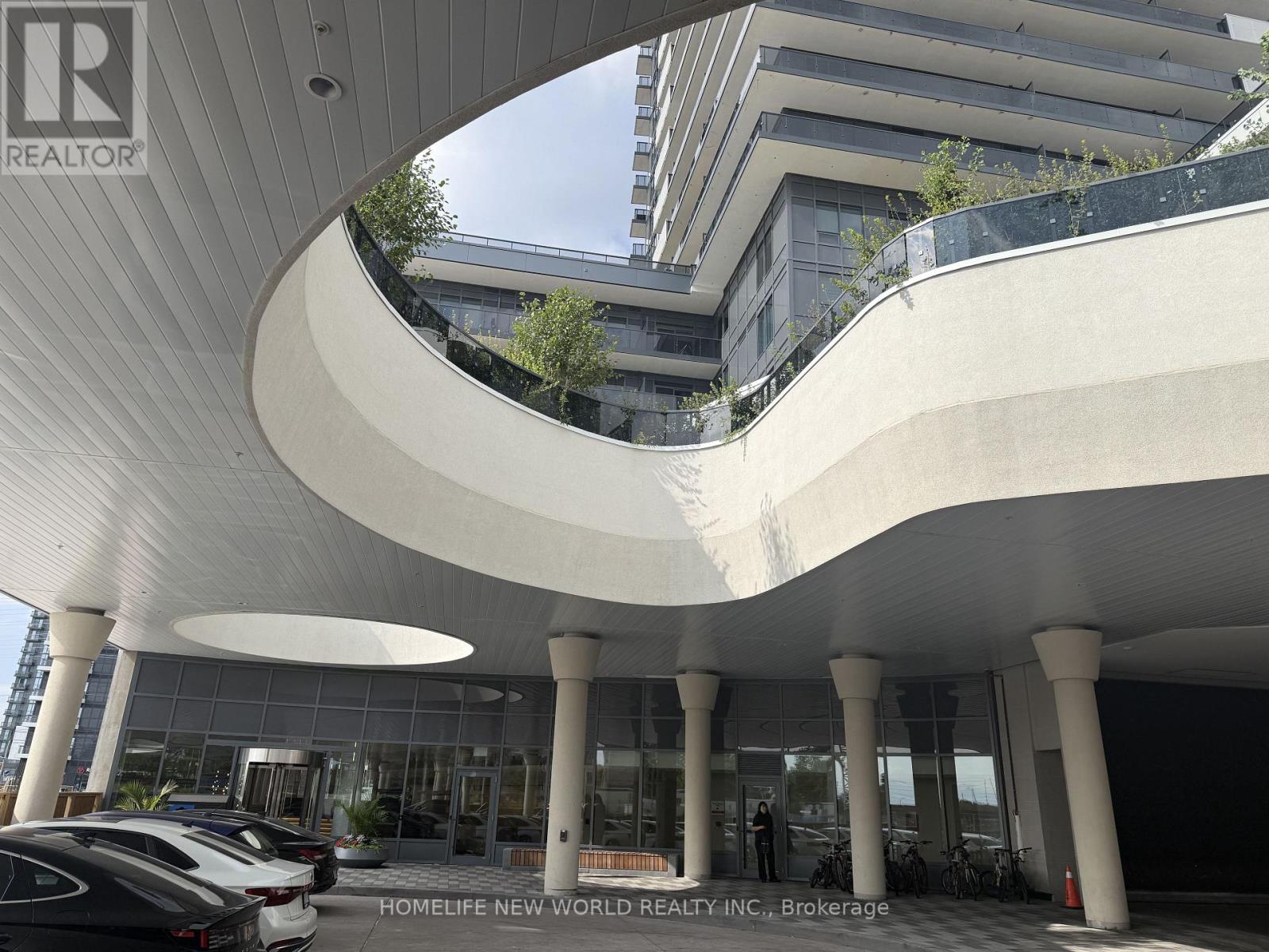 5105 Hurontario Street, Mississauga, Ontario  L4Z 3X7 - Photo 2 - W13729336