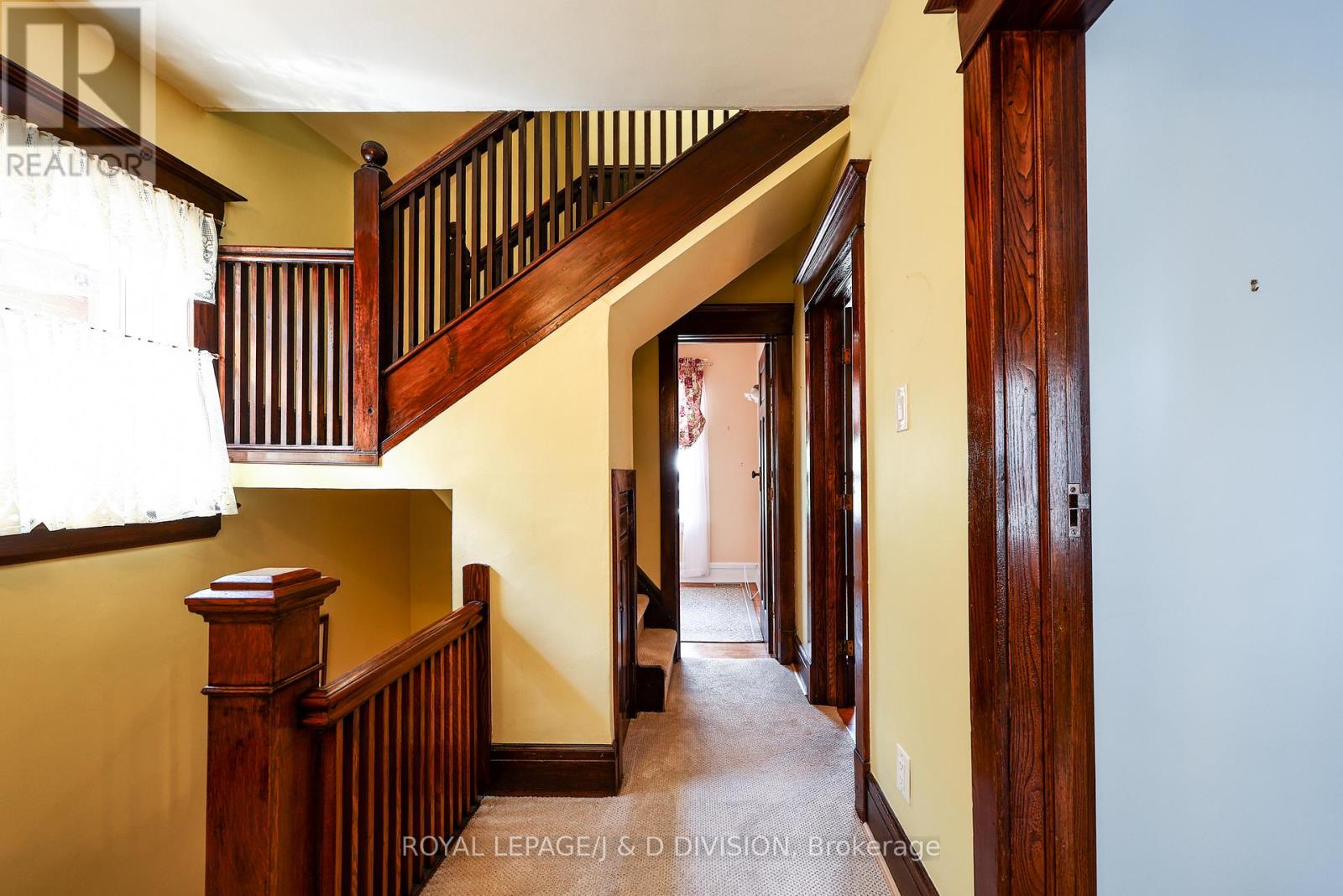 553 Runnymede Road, Toronto, Ontario  M6S 2Z8 - Photo 15 - W13729356