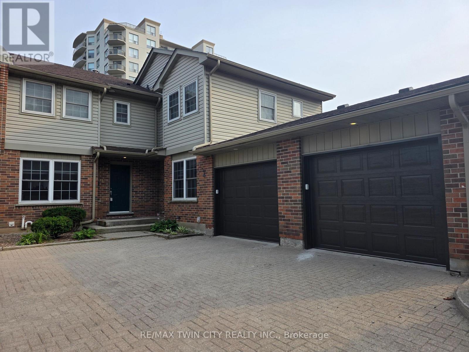 6 - 250 KEATS WAY, Waterloo, Ontario
