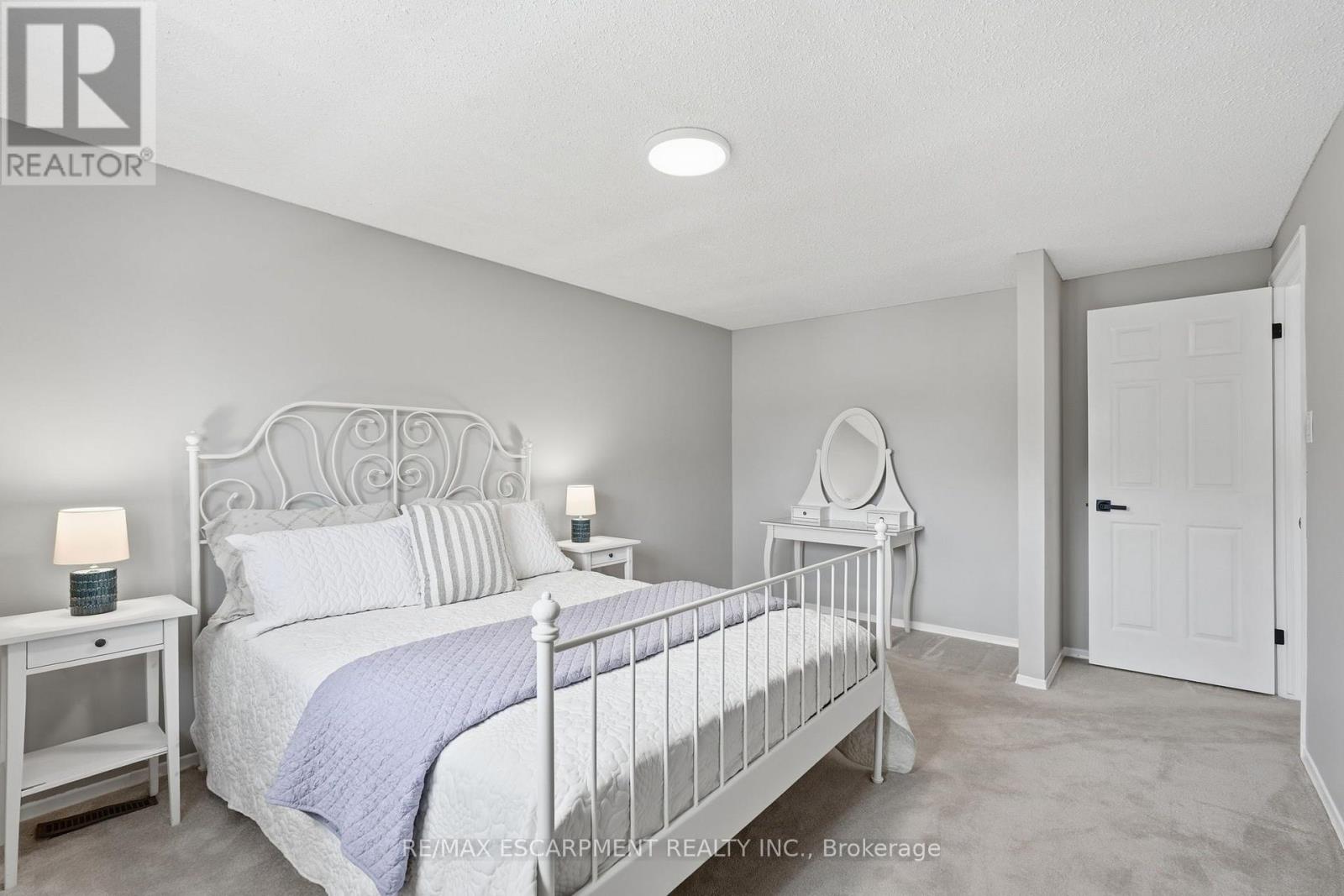 10 Acacia Street, Hamilton, Ontario  L8J 1V6 - Photo 27 - X13729348