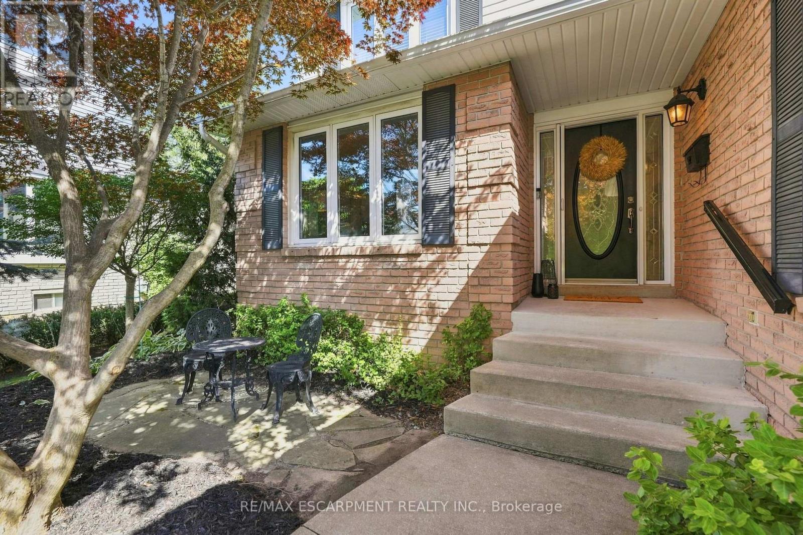 10 Acacia Street, Hamilton, Ontario  L8J 1V6 - Photo 3 - X13729348
