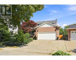 10 ACACIA STREET, Hamilton, Ontario