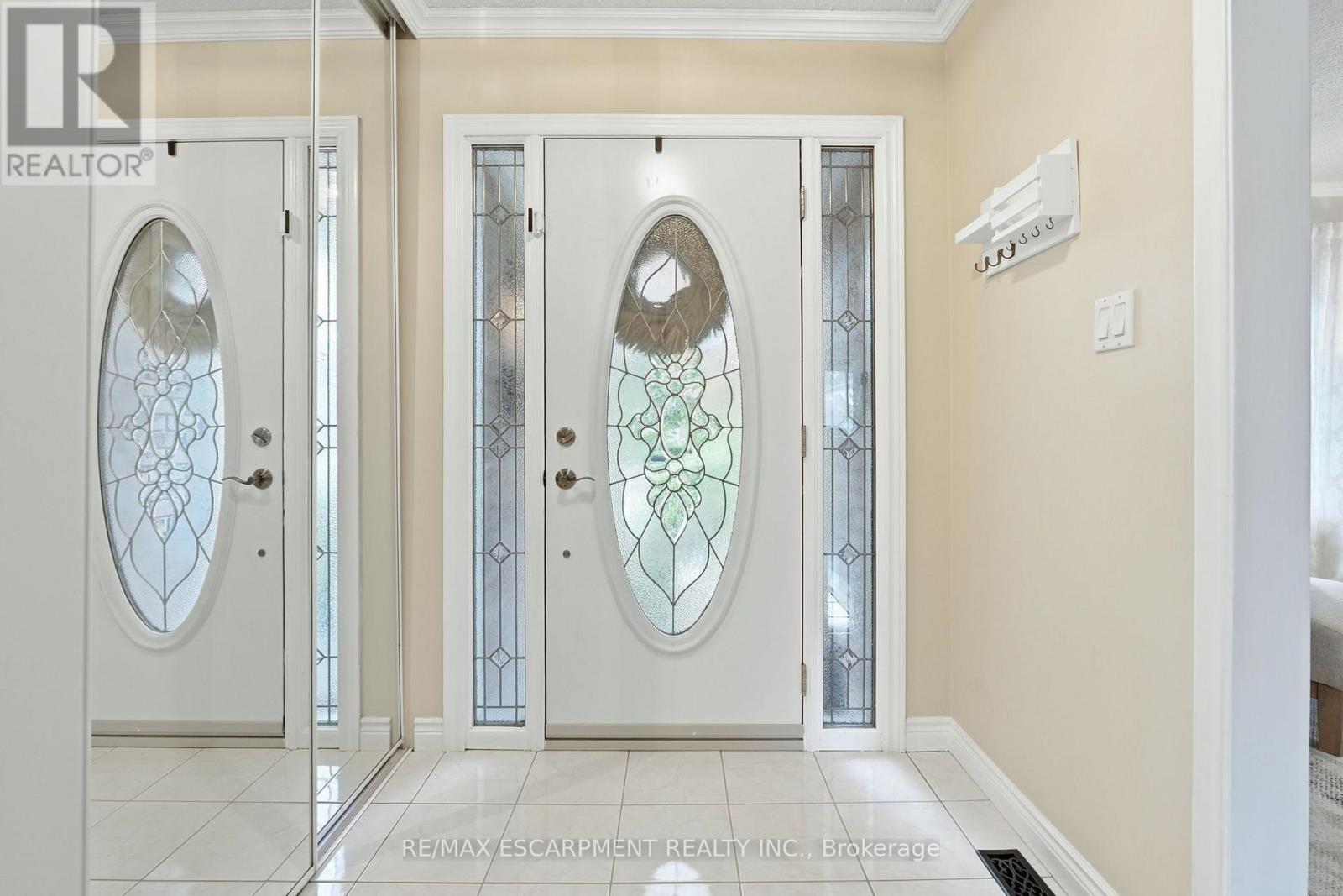 10 Acacia Street, Hamilton, Ontario  L8J 1V6 - Photo 4 - X13729348