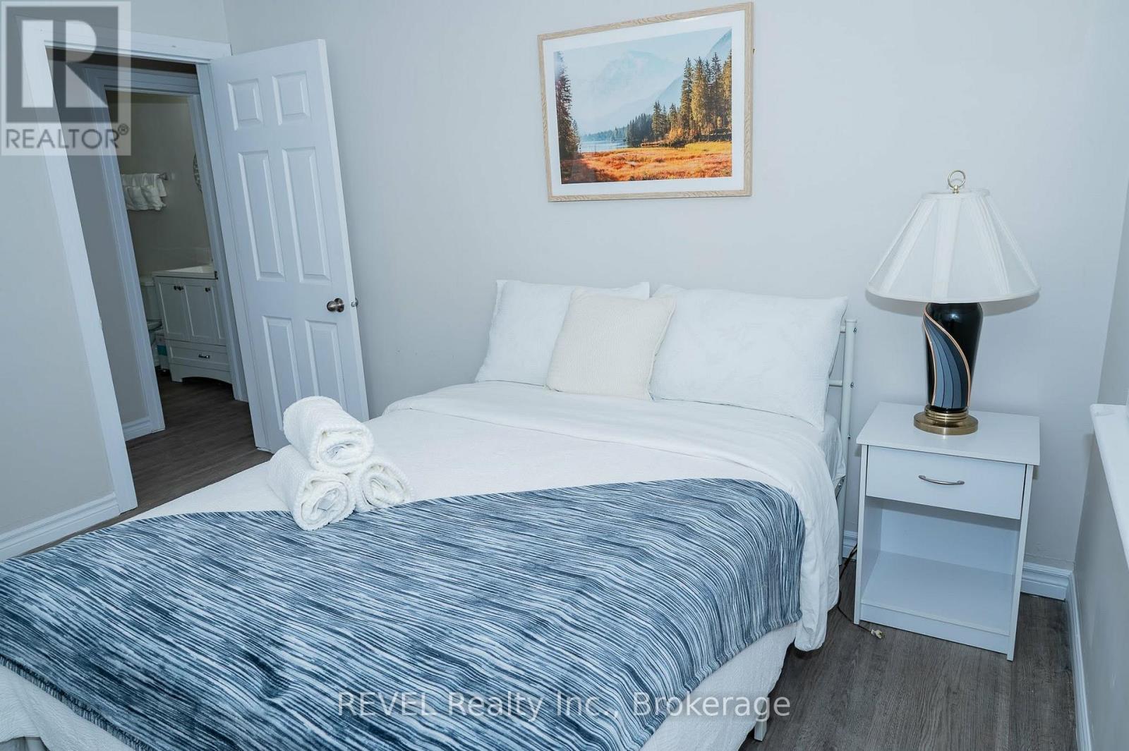 6482 Mcleod Road, Niagara Falls, Ontario  L2G 3G1 - Photo 14 - X13729328