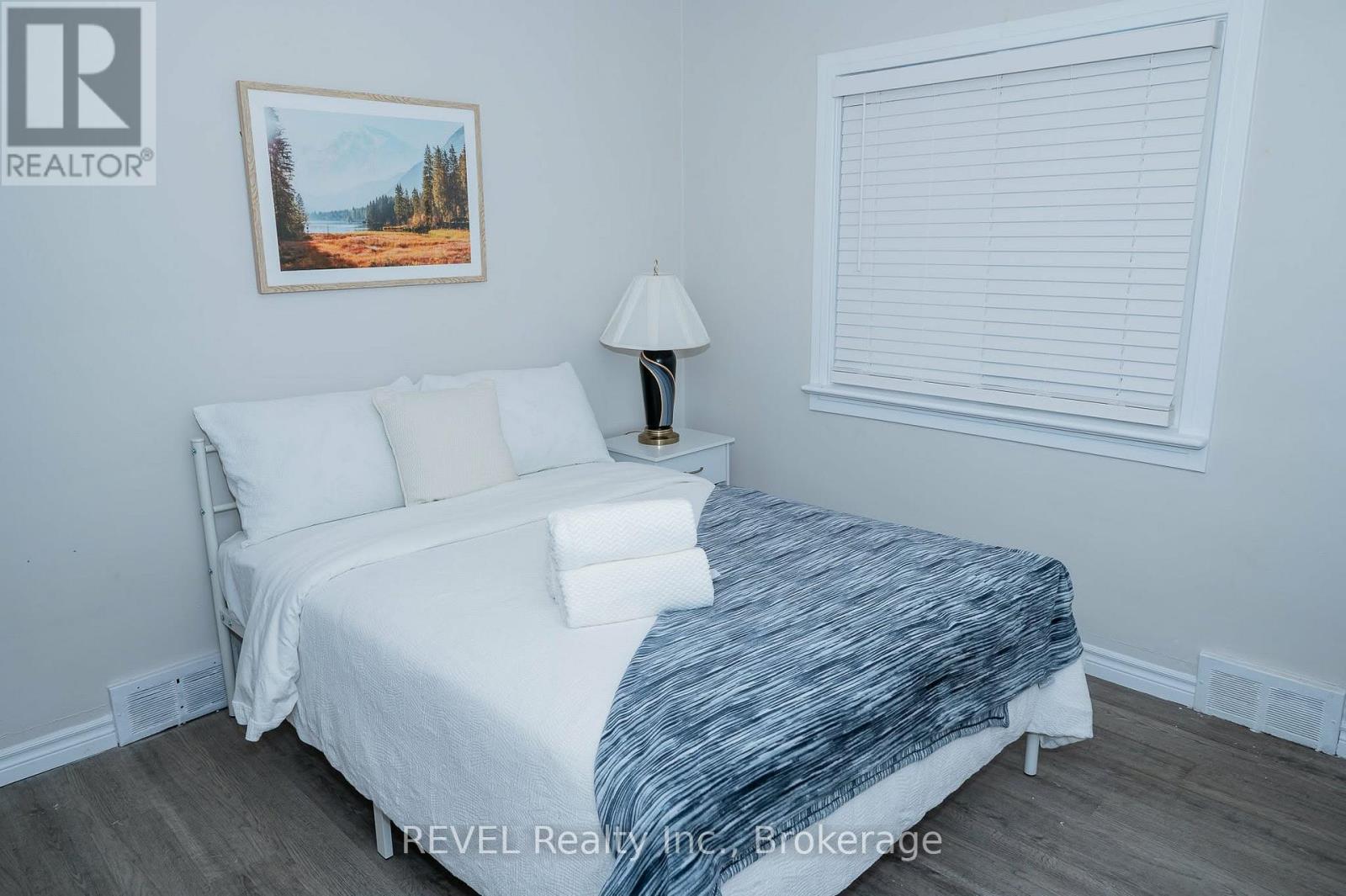 6482 Mcleod Road, Niagara Falls, Ontario  L2G 3G1 - Photo 13 - X13729328