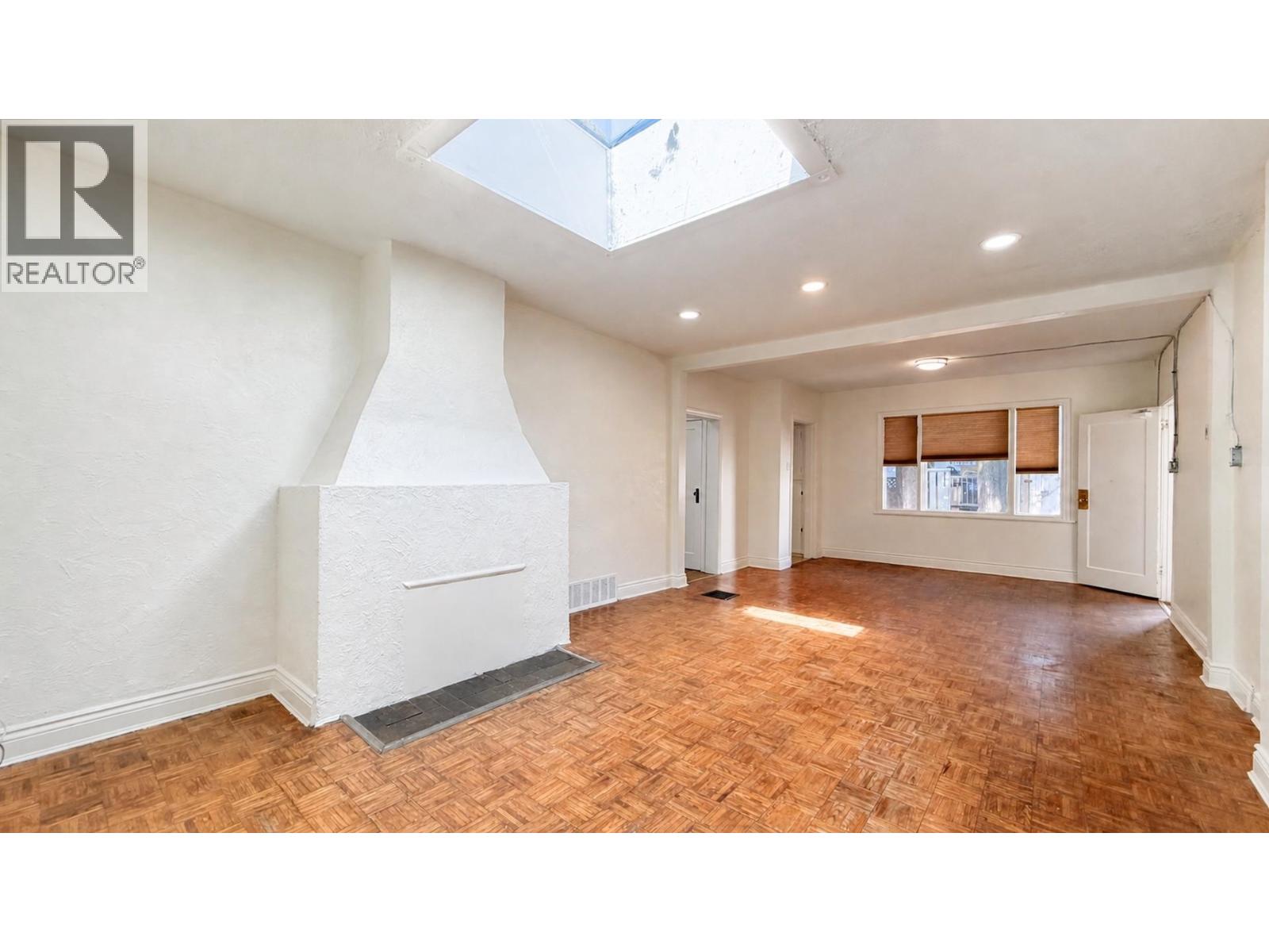 628 Twelfth Street, New Westminster, British Columbia V3M 4J4 - Photo 7 - C8079918