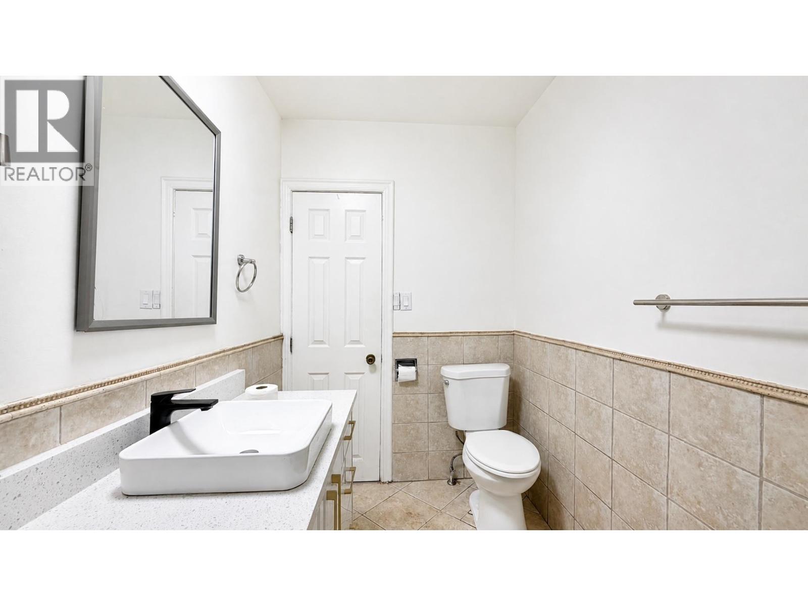 628 Twelfth Street, New Westminster, British Columbia V3M 4J4 - Photo 15 - C8079918