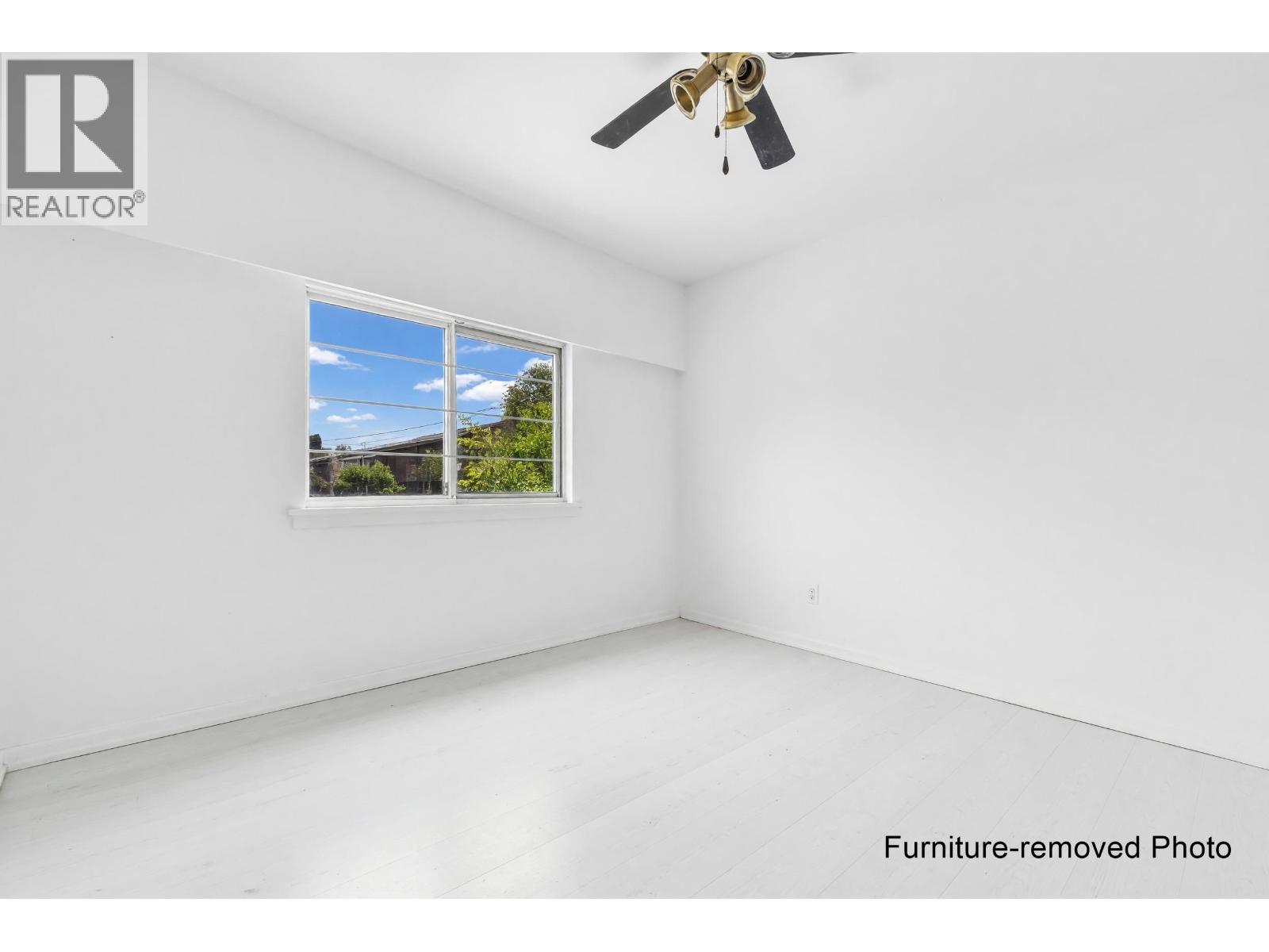 3822 Kincaid Street, Burnaby, British Columbia  V5G 1V4 - Photo 6 - R3147643