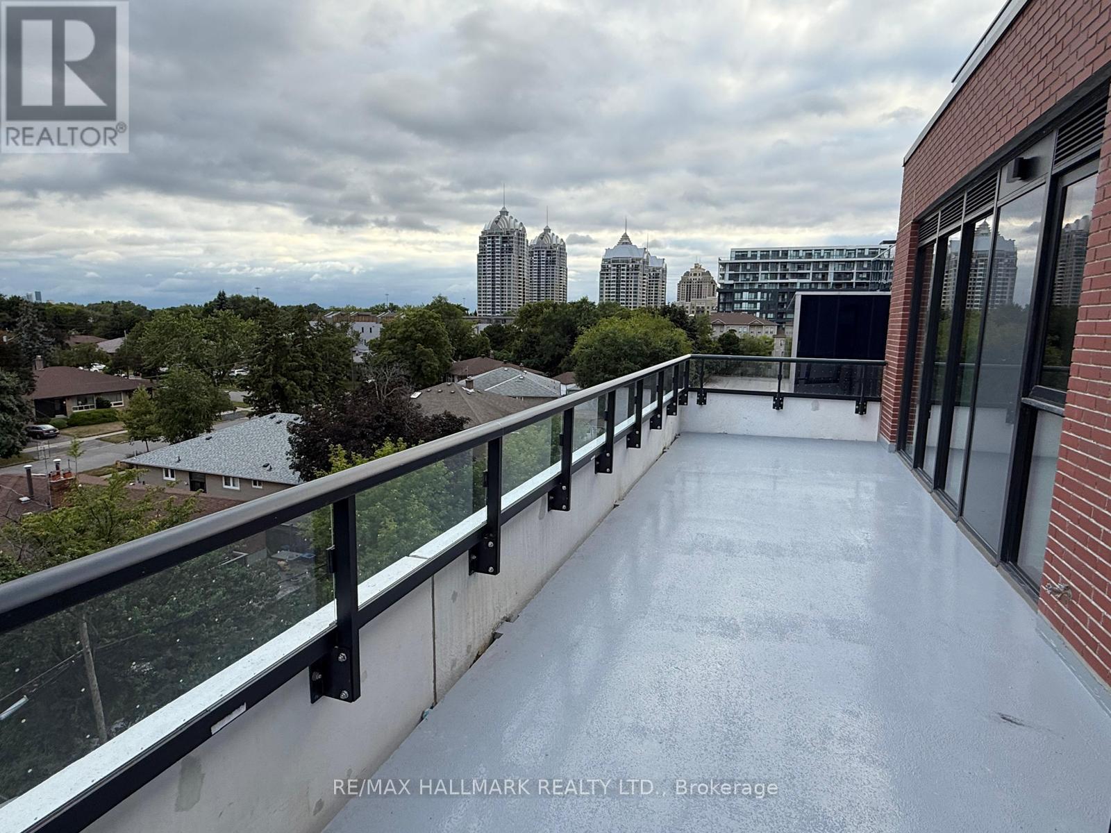 607 - 699 Sheppard Avenue E, Toronto, Ontario  M2K 0J5 - Photo 1 - C13729386