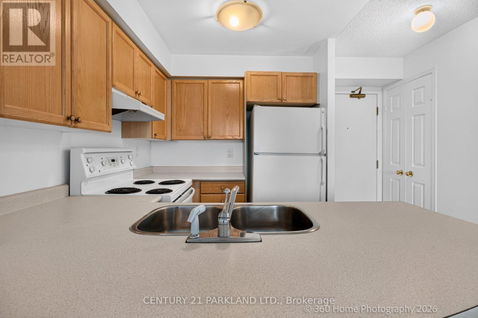 609 - 109 Front Street E, Toronto, Ontario  M5A 4P7 - Photo 6 - C13729438