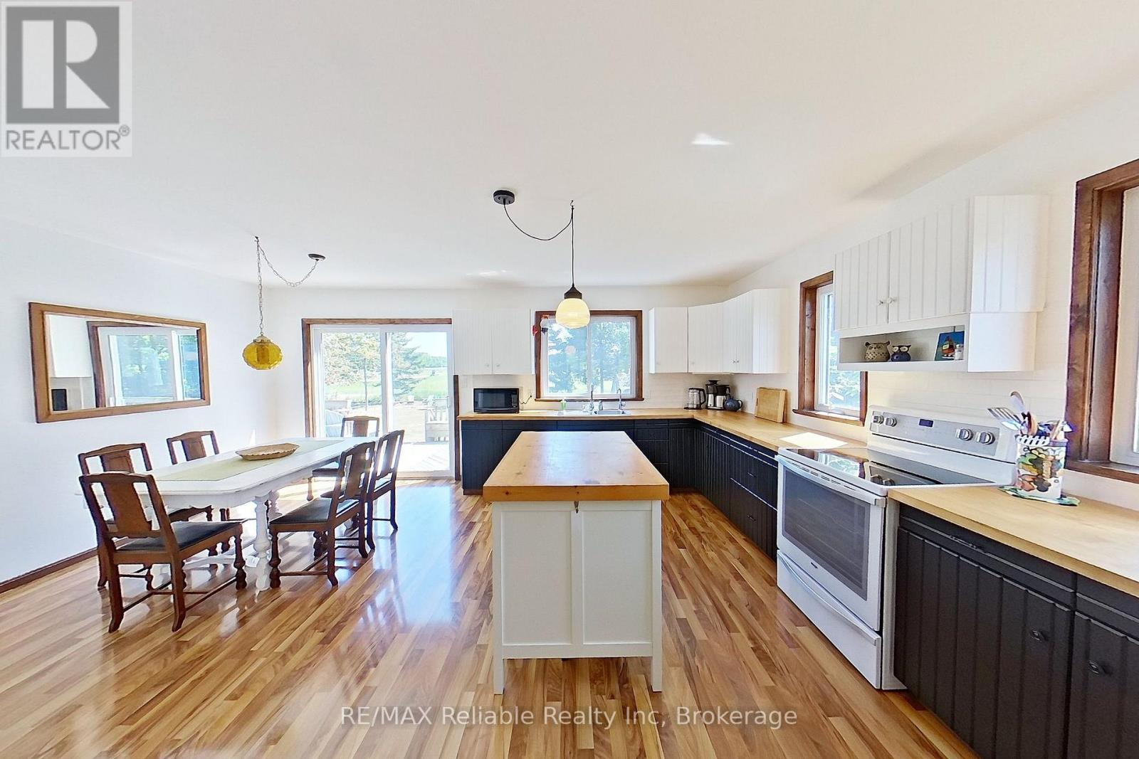77504 Melena Drive, Bluewater (Bayfield), Ontario  N0M 1G0 - Photo 13 - X13729412