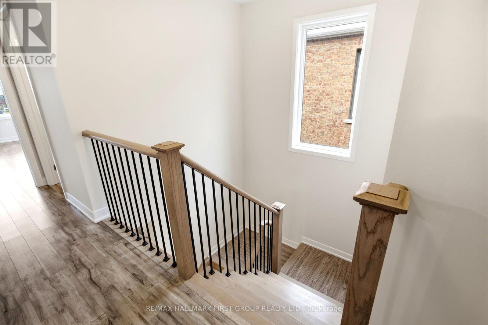 142 Vanier Street, Whitby, Ontario  L1R 3J8 - Photo 20 - E13729370
