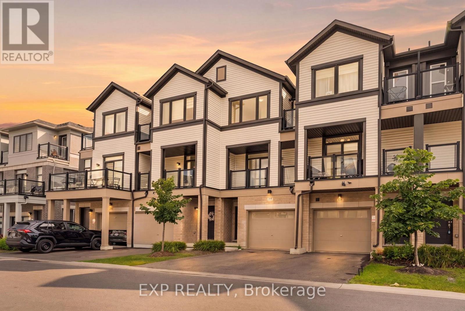388 Okanagan Path, Oshawa, Ontario  L1H 0B1 - Photo 2 - E13729404