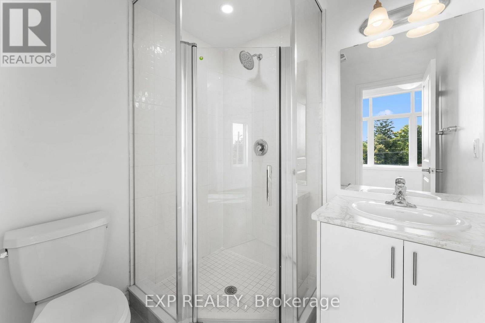 388 Okanagan Path, Oshawa, Ontario  L1H 0B1 - Photo 29 - E13729404