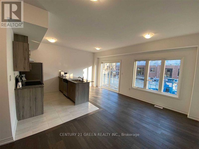 135 Turnberry Lane, Barrie, Ontario  L9J 0M8 - Photo 6 - S13729432