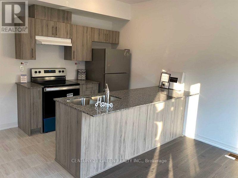 135 Turnberry Lane, Barrie, Ontario  L9J 0M8 - Photo 9 - S13729432