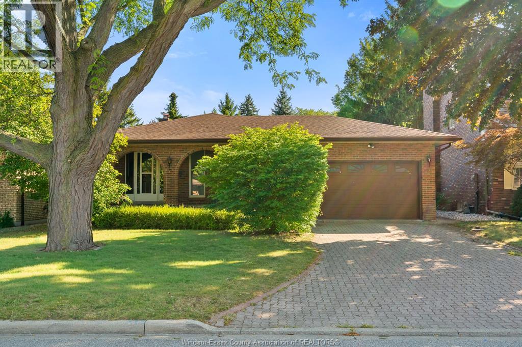 2880 ST. CLAIR AVENUE, Windsor, Ontario