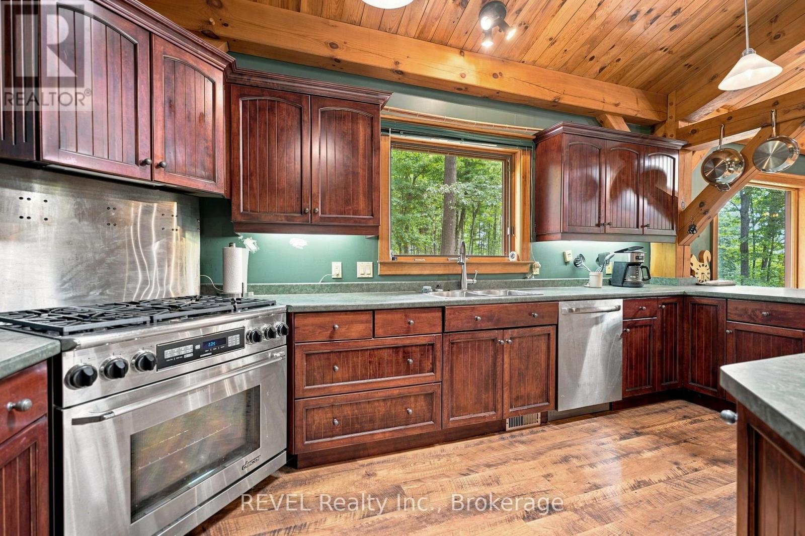 1247 Chippawa Creek Road, Thorold, Ontario  L0S 1K0 - Photo 20 - X13729484