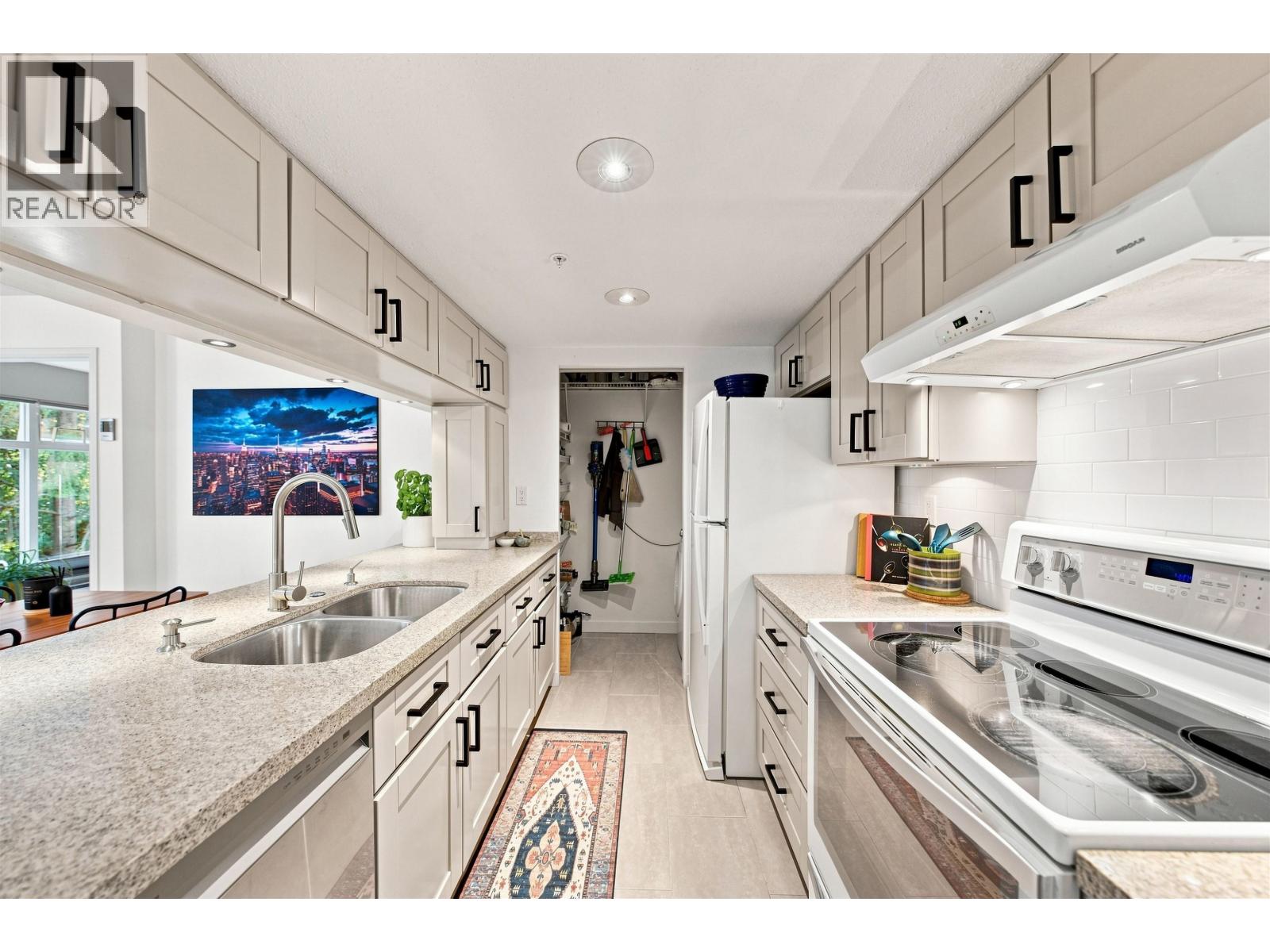 304 865 W 15th Avenue, Vancouver, British Columbia  V5Z 1R8 - Photo 12 - R3160183